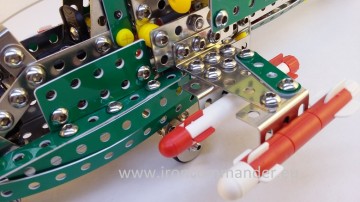 816L-4 Leger helikopter met mechanisch draaiende delen