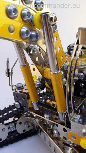 816L-8 Grote graafmachine, mechanisch model